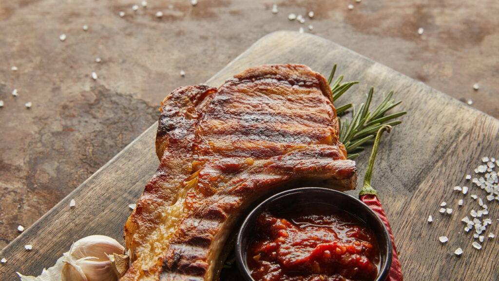Dicas para planejar churrasco em viagens e acampamentos