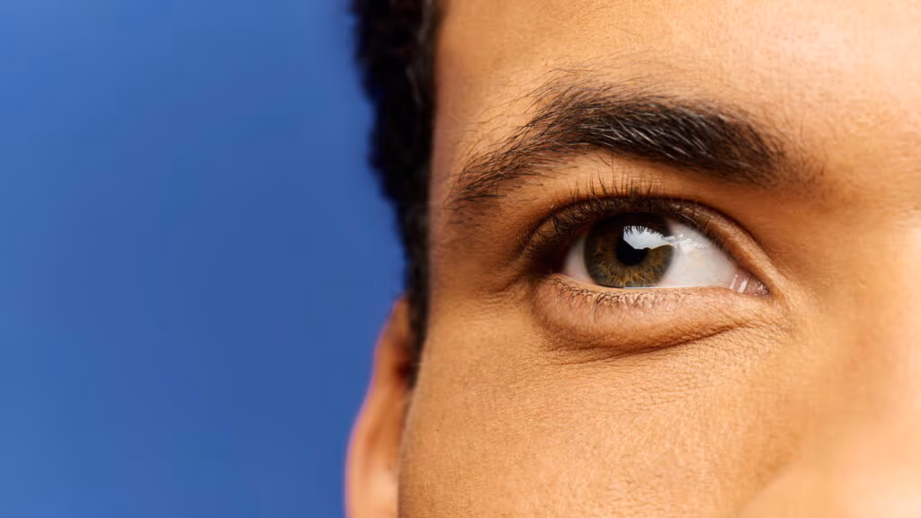Como a cor dos olhos pode mudar com a idade ou doenças?