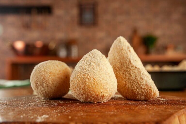 5 receitas saudáveis e versáteis com farinha de coco