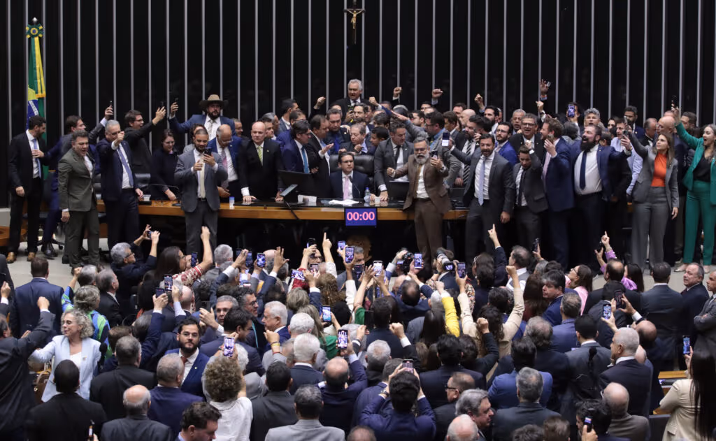 Deputado do União Brasil é escolhido relator de ação sobre motim na Câmara