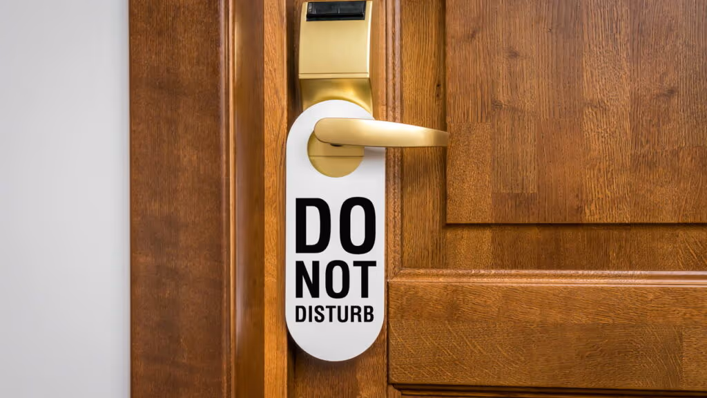 Seis características comuns de quem fecha a porta do quarto quando vai dormir