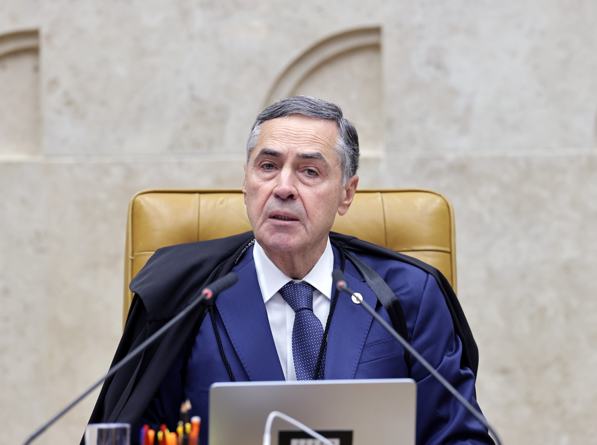 Barroso: julgamentos de Bolsonaro e do 8/1 “trazem algum grau de tensão