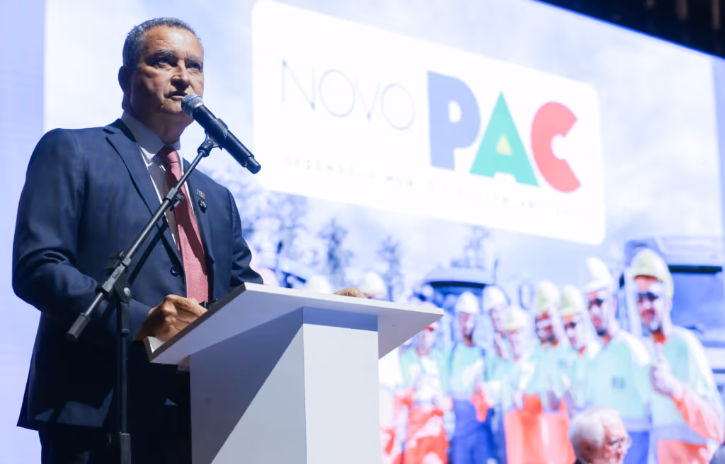 PGR cita indícios de crimes de Rui Costa na compra de respiradores