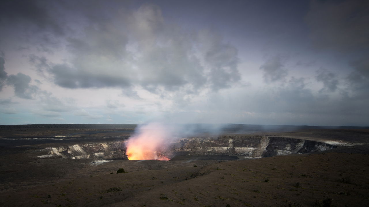 Vulcão Kilauea entra em erupção e gera imagens surpreendentes