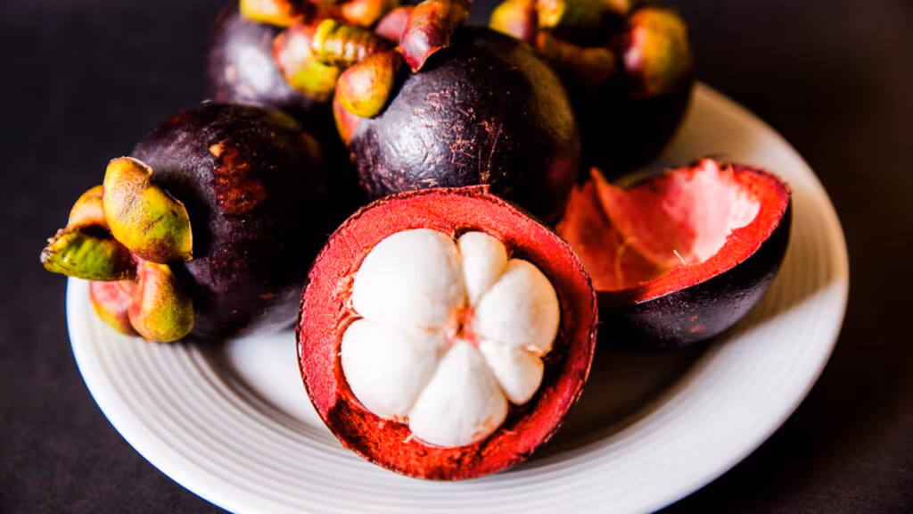 Essa fruta exótica pouco conhecida é a mais valiosa do mundo