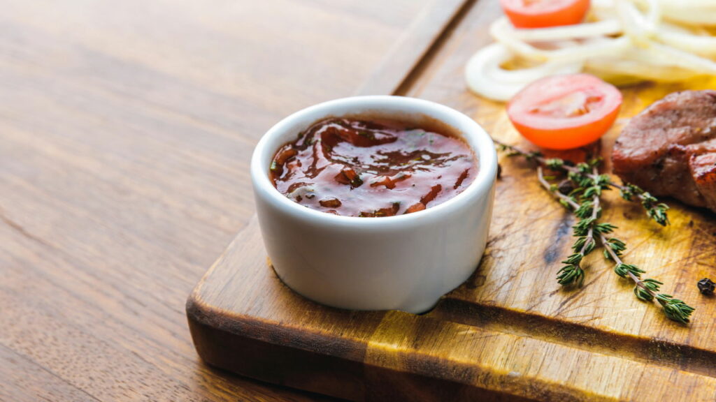 Molhos picantes caseiros para elevar o sabor do seu churrasco
