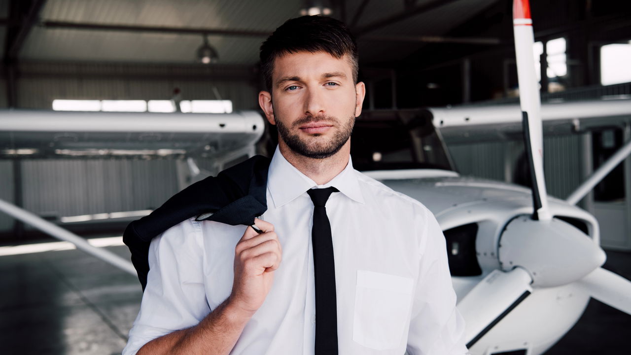 O futuro da aviação pode estar ameaçado pela falta de pilotos - Créditos: depositphotos.com / IgorVetushko