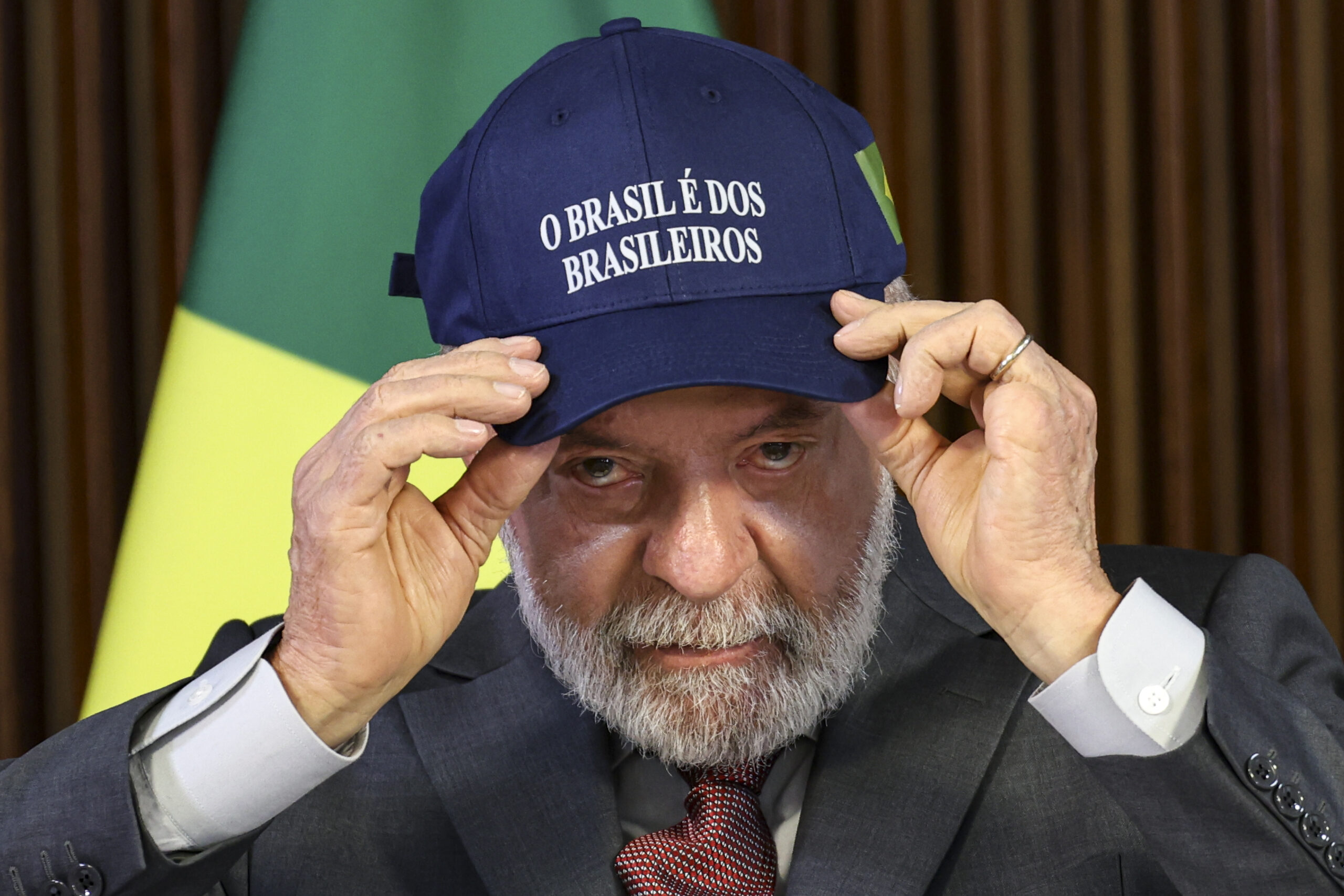 Crusoé: A ridícula escolinha do professor Lula