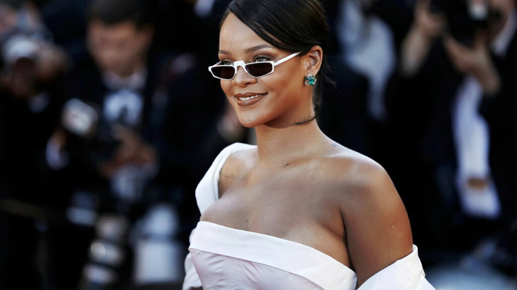 Rihanna completa 20 anos de sucesso e influência