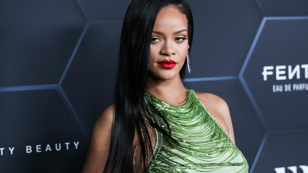 Rihanna completa 20 anos de sucesso e influência