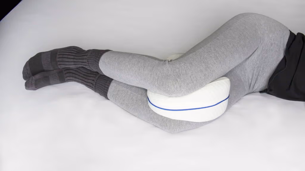 Use o travesseiro dessa forma na hora de dormir e veja seu sono ir de zero a cem