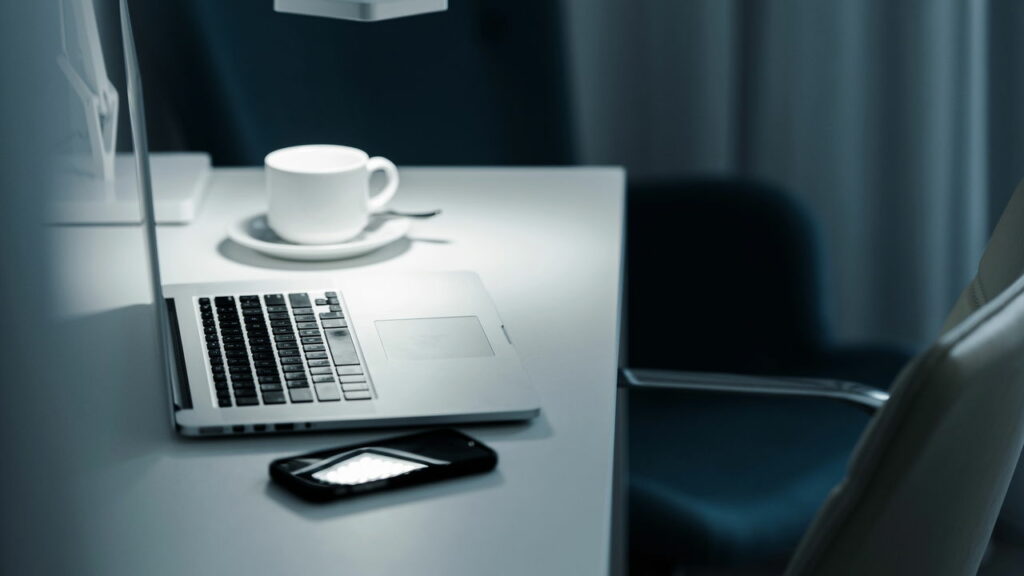 O hábito silencioso que pode encurtar a vida do seu computador - Créditos: depositphotos.com / welcomia