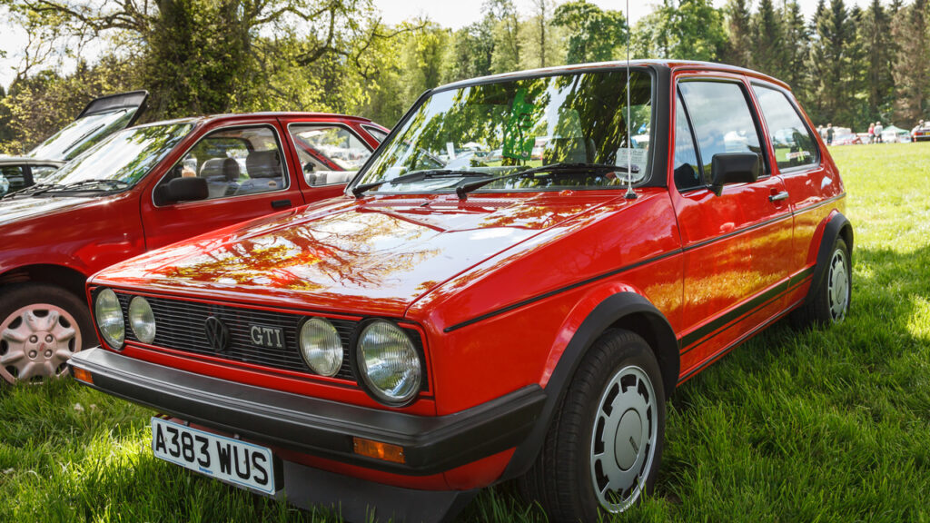 O carro que rodava no Brasil nos anos 80 e hoje vale uma fortuna