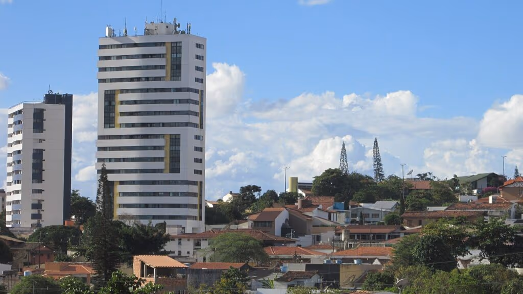 Essa cidade tem clima europeu no Brasil e atrai turistas com arte e música