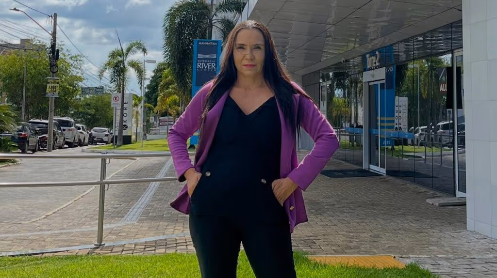 Record se pronuncia após pedidos de expulsão de Yoná em “A Fazenda 17”