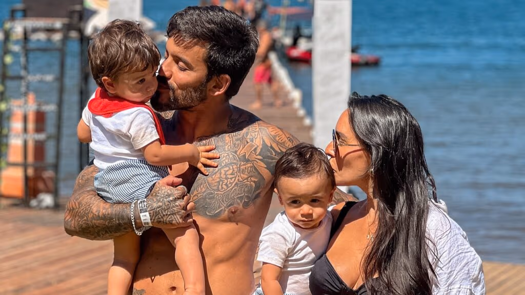 Clara Maia atualiza saúde do filho após perda de um dos gêmeos