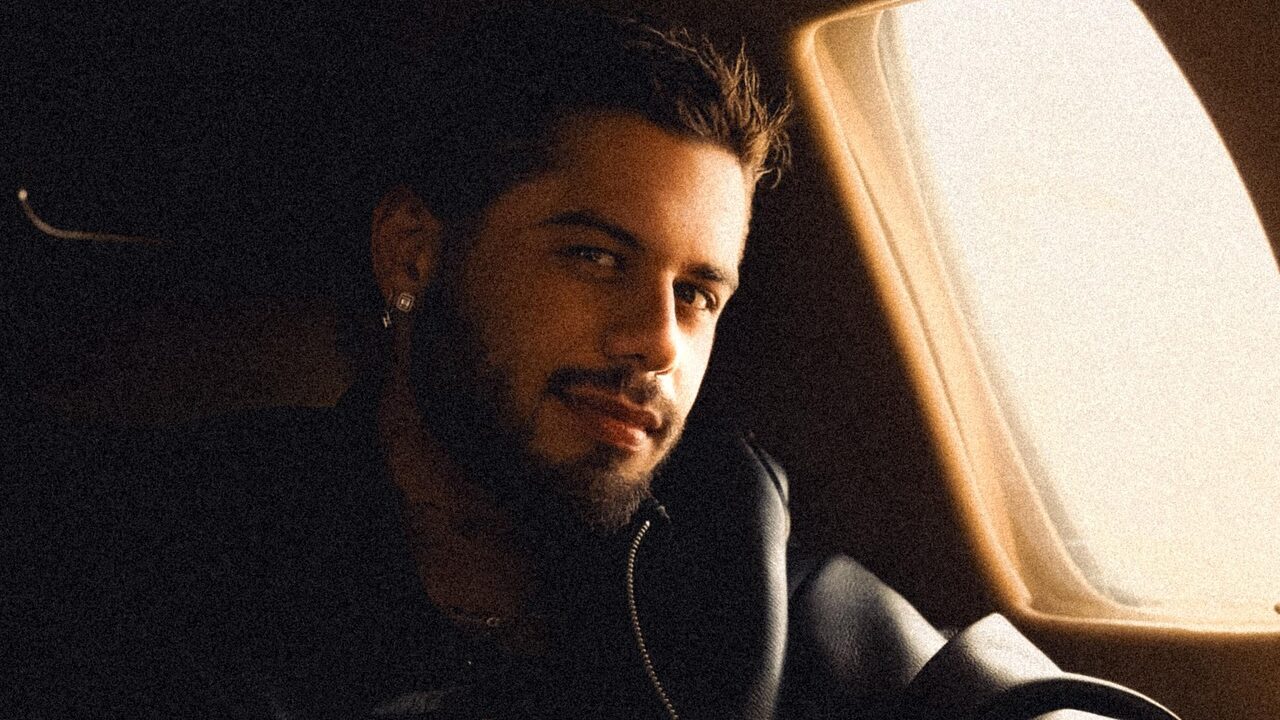 Zé Felipe posta música triste após rumores de Virginia