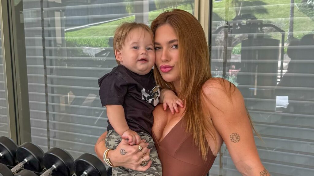 José Leonardo, filho de Virginia Fonseca, é batizado