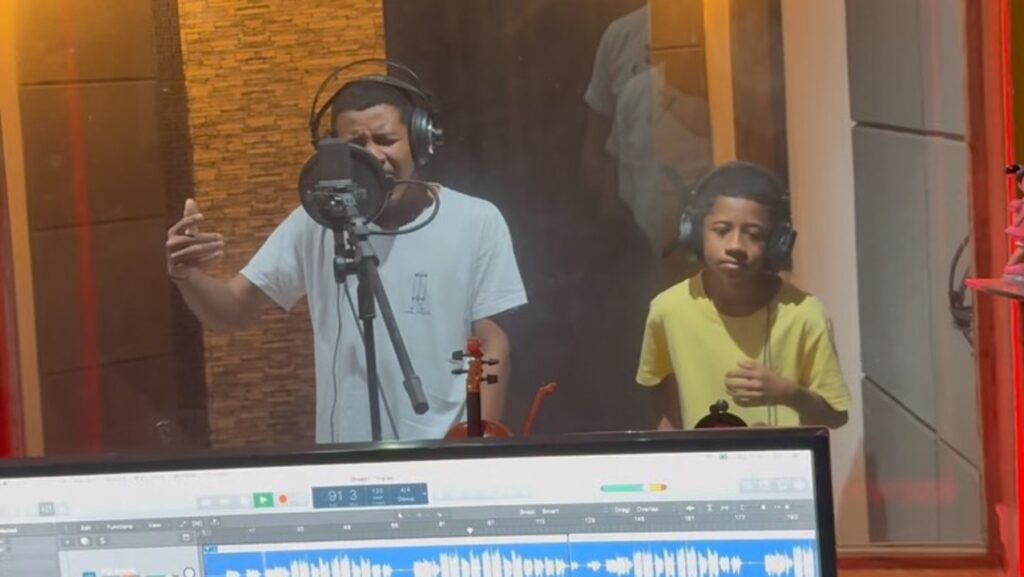 Dupla de cantores morre em trágico acidente na Bahia