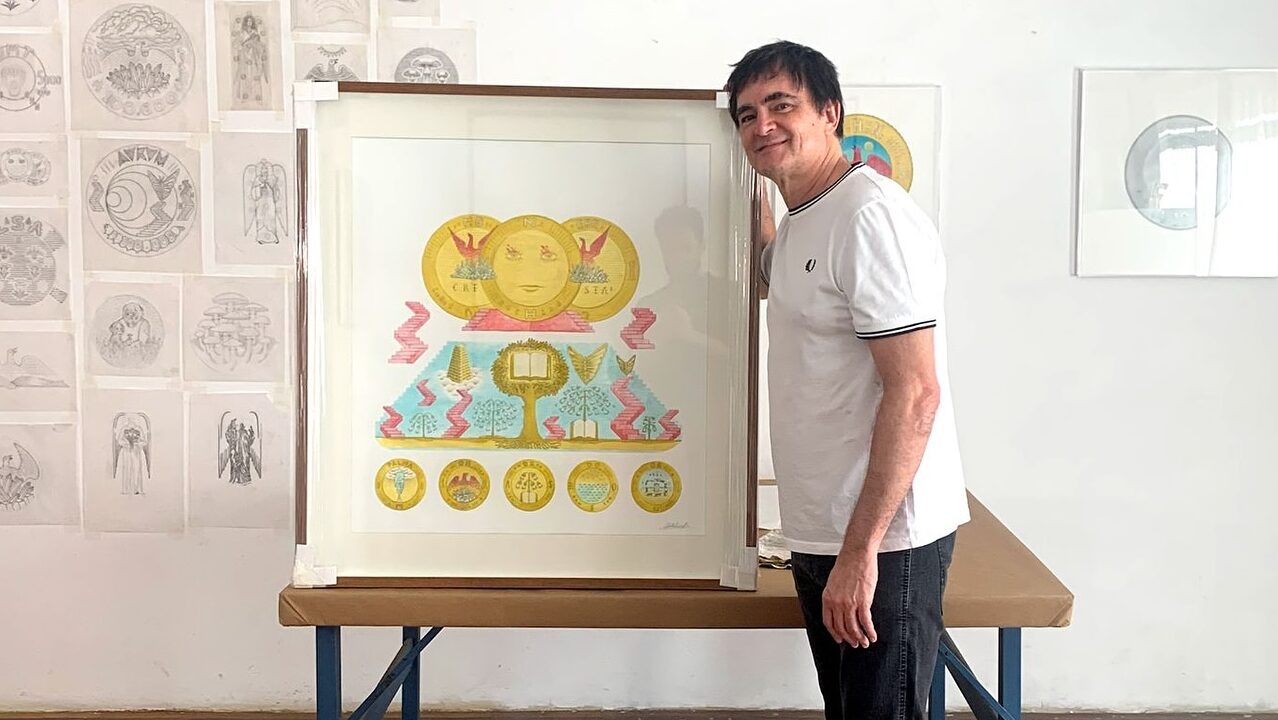 Samuel Rosa celebra o nascimento da quarta filha, Dora