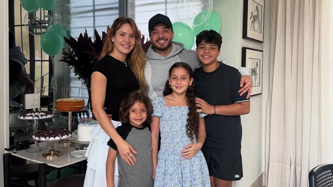 Mileide Mihaile fala sobre estado de saúde do filho