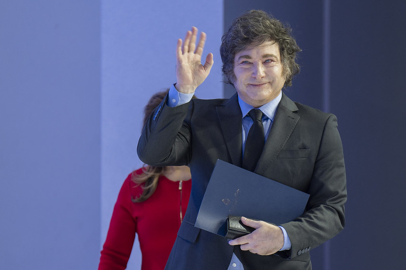 Milei compartilha discurso de Flávio em Israel