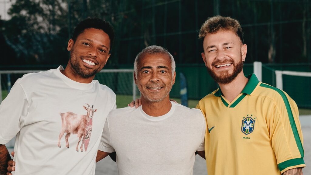 Romário comete gafe e é refutado ao vivo no Panela SporTV