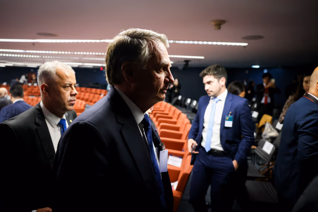 STF forma maioria para condenar Jair Bolsonaro