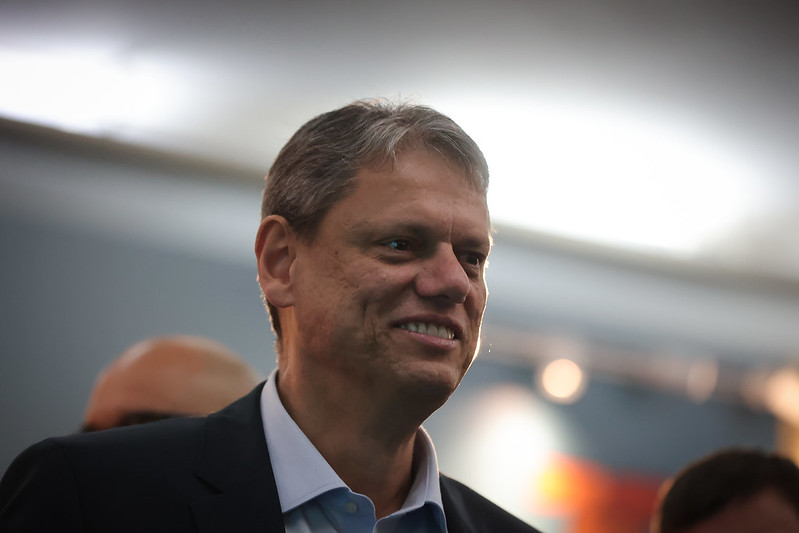 Moraes arquiva ação de deputado do PT contra Tarcísio