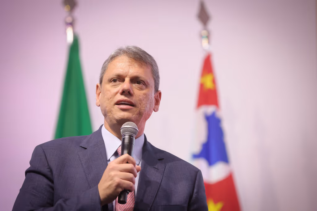 Tarcísio rebate petistas em vídeo: “Tenha vergonha, Haddad”