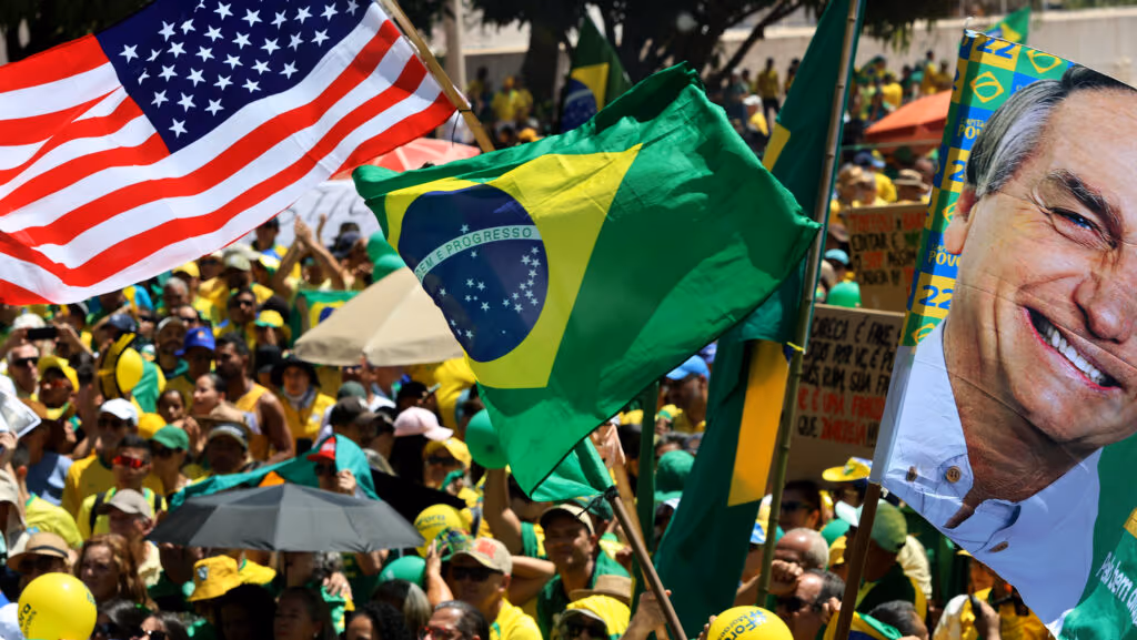 Roteiro de Lula se repete com Bolsonaro