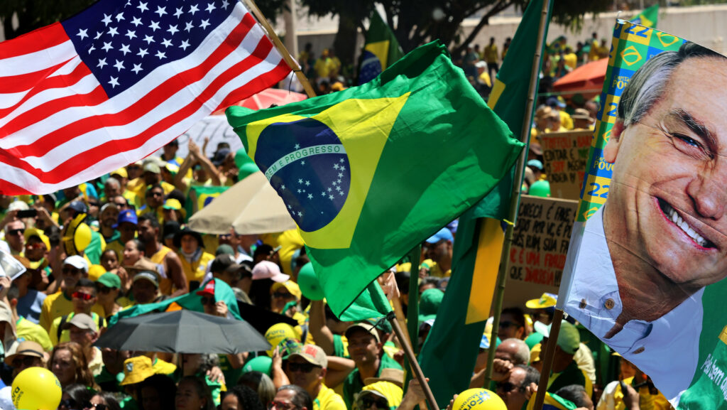 Roteiro de Lula se repete com Bolsonaro
