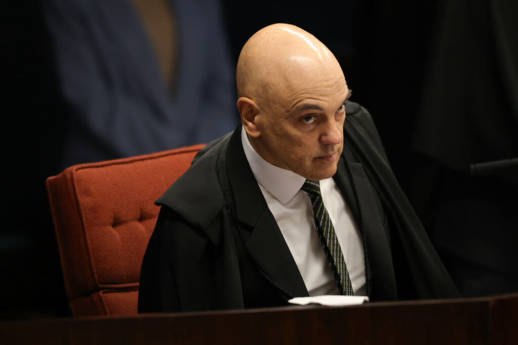 Moraes exige esclarecimentos de Cláudio Castro sobre operação no Rio