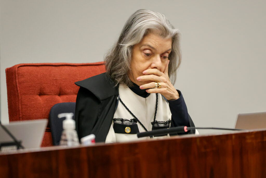 Retrospectiva: o dia que Cármen Lúcia se voltou contra os 213 milhões de tiranos