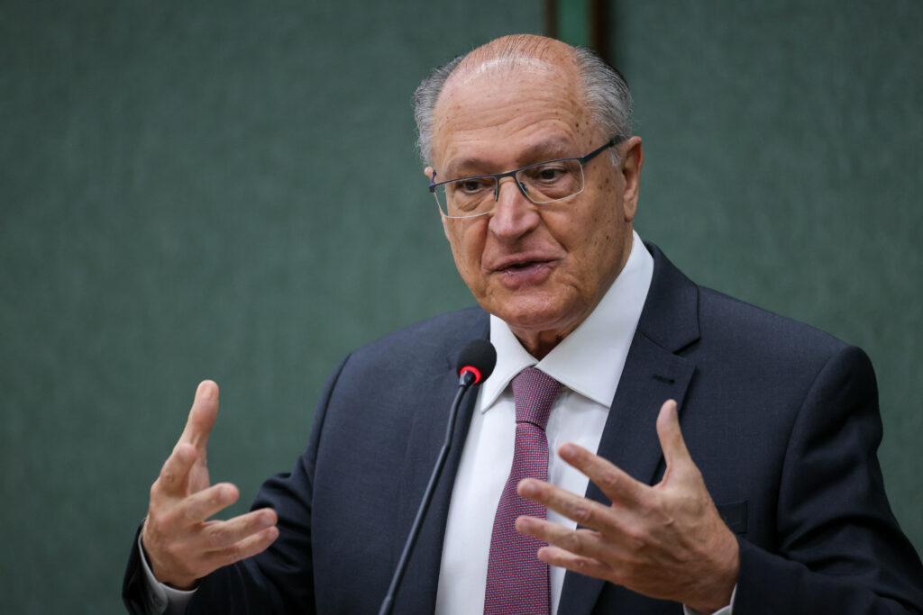 Alckmin, sobre PL da Dosimetria: “Não é bom exemplo”