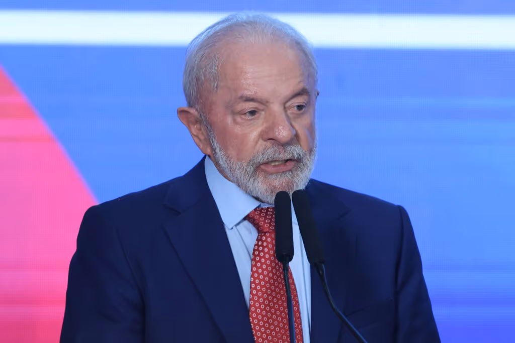 Lula reclama de comportamento de Trump com o Brasil: “Inacreditável”