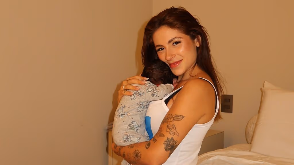 Nathalia Valente revela transformação corporal impressionante