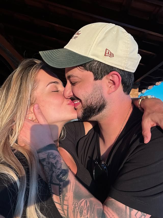 Gabi Martins assume romance com o humorista Matheus Fidelis