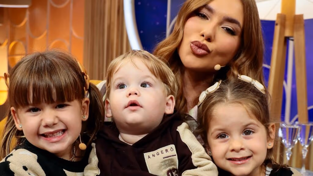 Babá expõe a loucura dos fãs de Virginia Fonseca e Zé Felipe