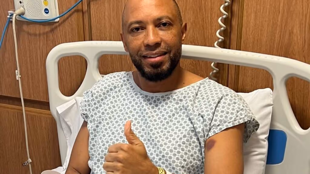 Ex-Exaltasamba, Salgadinho fala sobre recuperação após cirurgia
