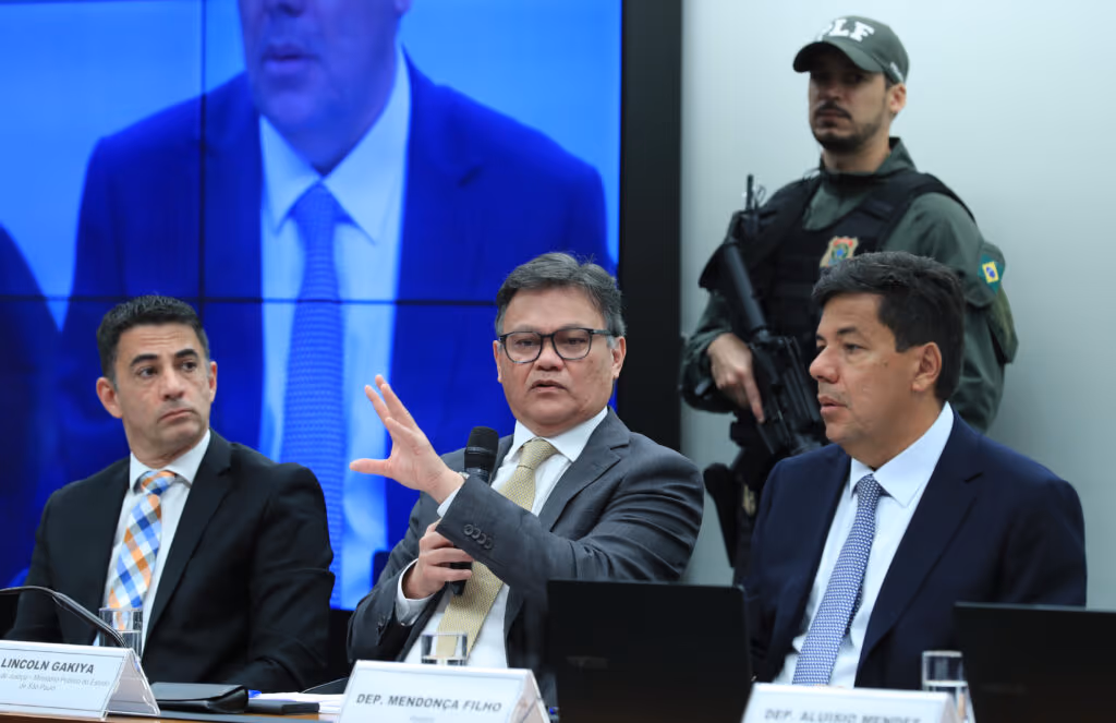 Operação frustra plano do PCC de matar autoridades em SP