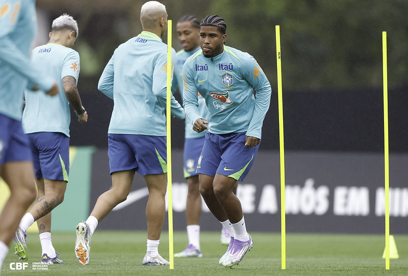 Ancelotti comemora novidades na Seleção Brasileira