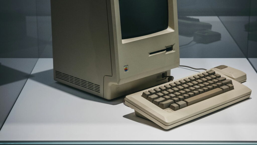 Esse computador antigo vale mais que um carro
