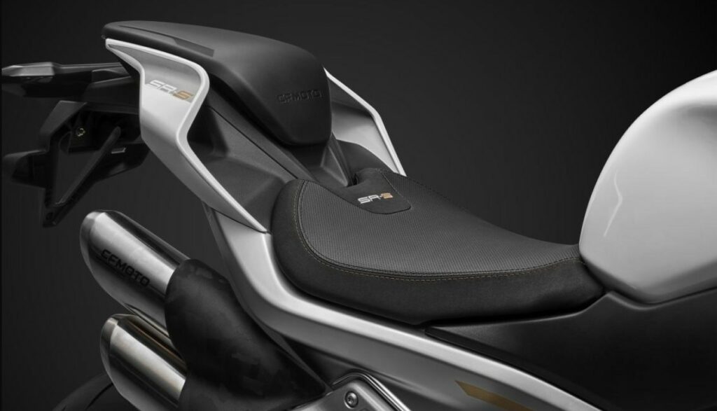 Modelo da CFMoto viraliza entre motociclistas e vira desejo nacional