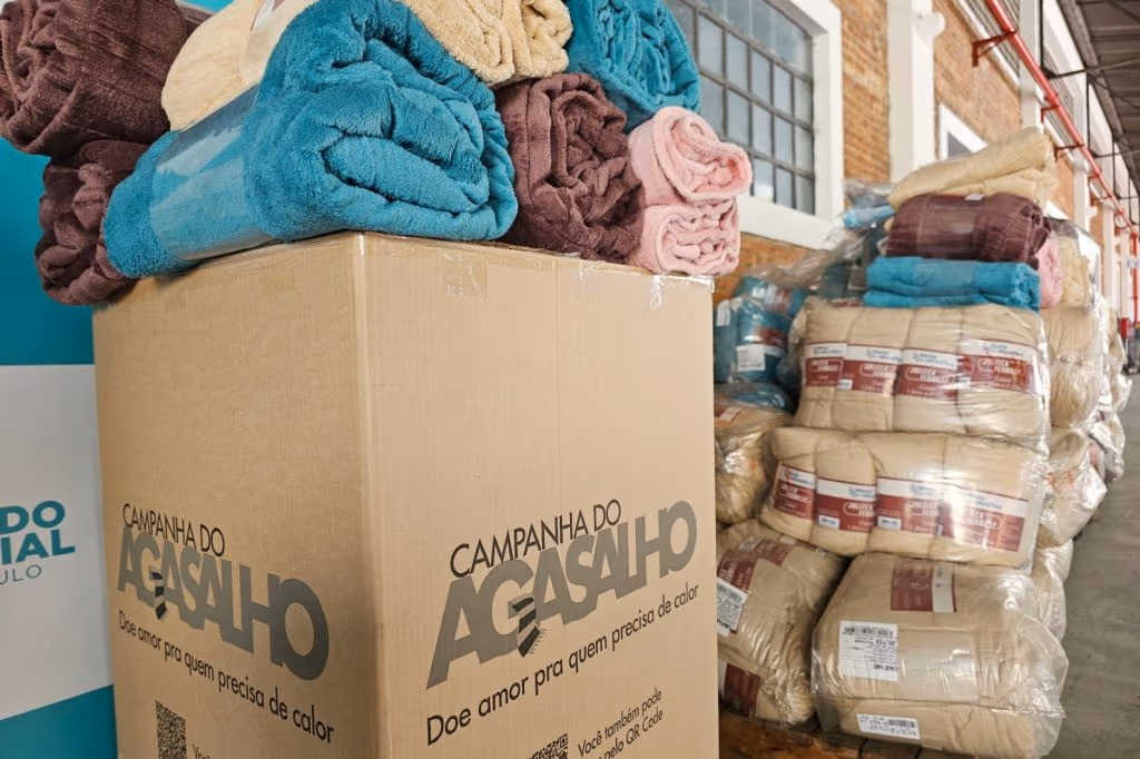 SP: Campanha do Agasalho arrecada 14 milhões de roupas e calçados
