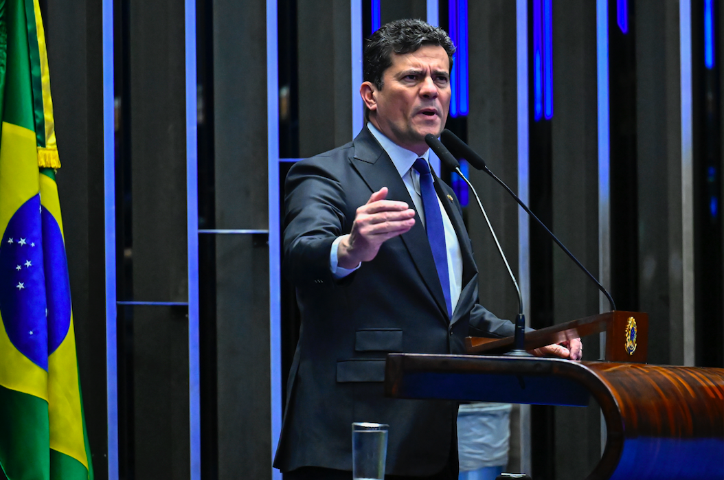 Moro culpa “três mandatos de Lula” por desmonte da segurança pública no Rio