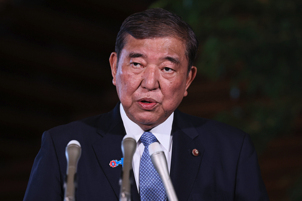 Primeiro-ministro do Japão renuncia após derrota eleitoral