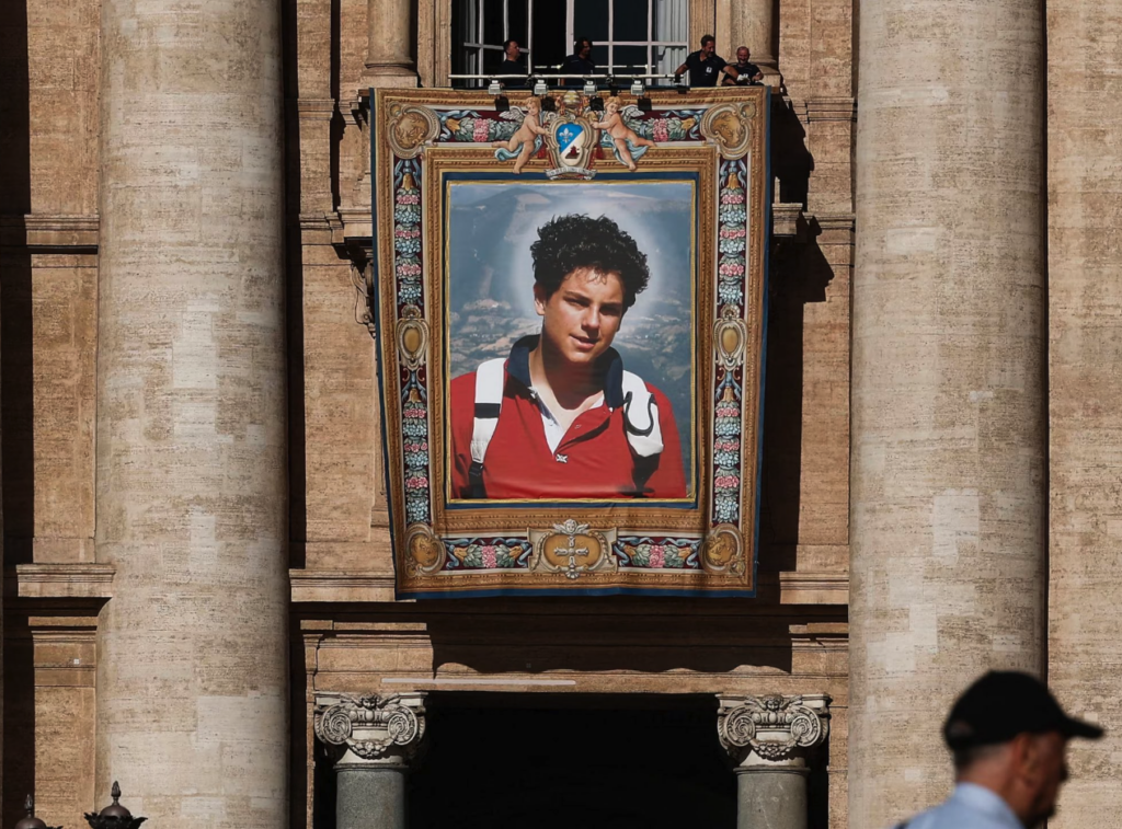 Papa Leão XIV canoniza Carlo Acutis, o “influencer de Deus”
