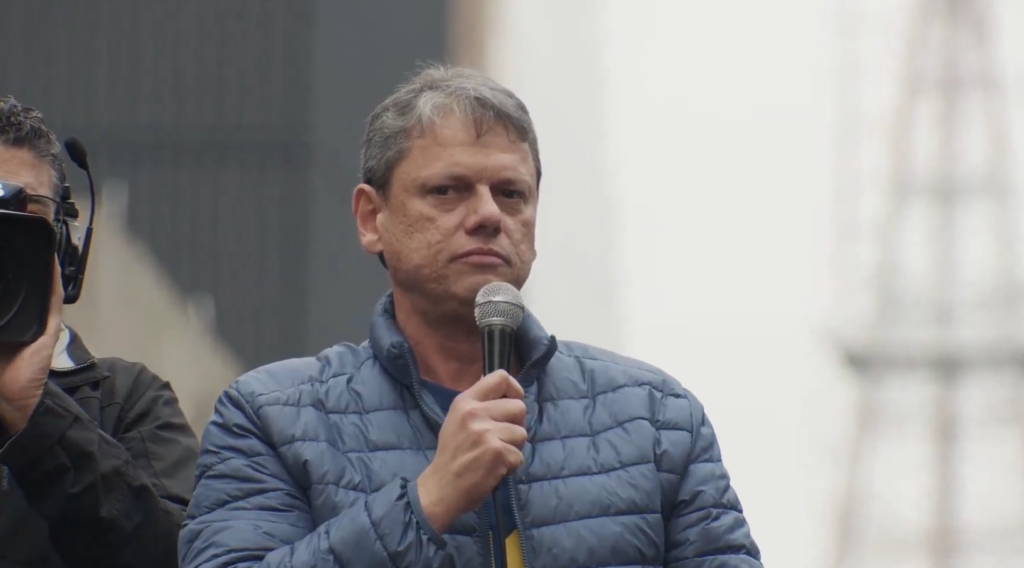 Tarcísio: “Ninguém aguenta mais a tirania de um ministro como Moraes”