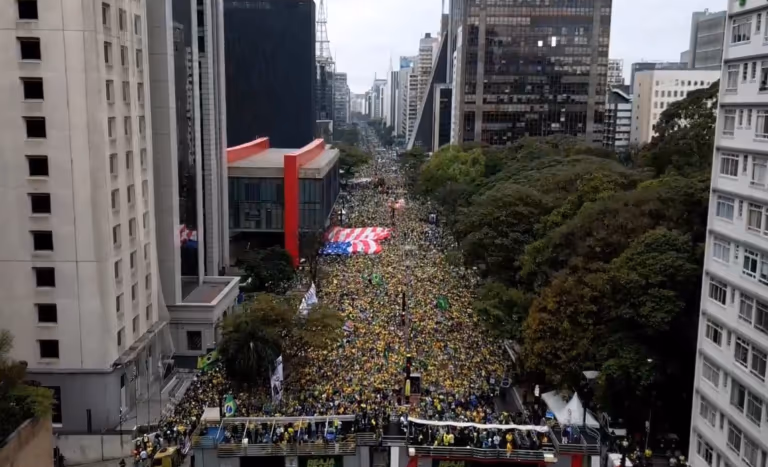 Ato na Paulista reuniu 42,2 mil pessoas, diz USP